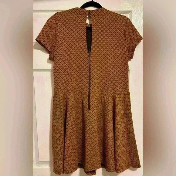 Xhilaration (Target) Mock Neck Dress - Picture 2 of 3